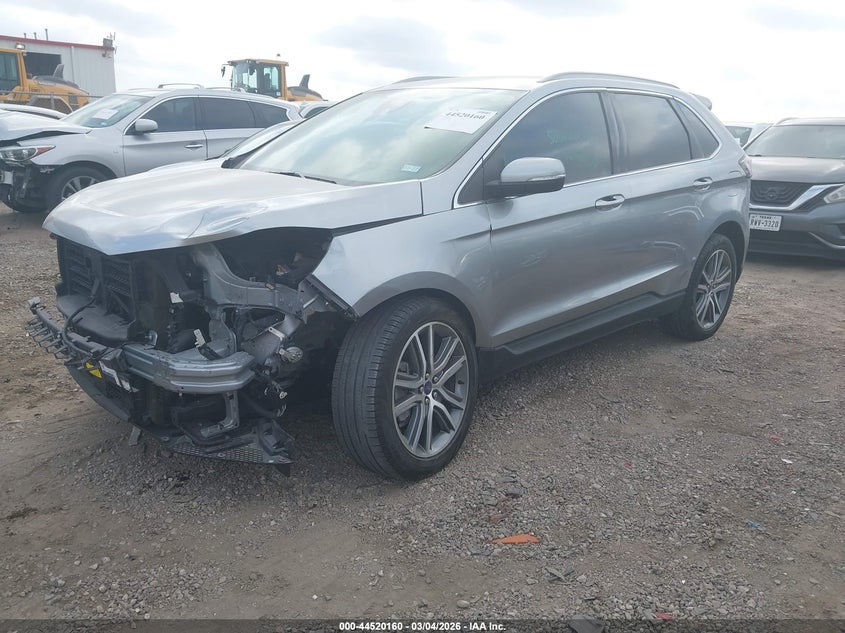 2022 Ford Edge Titanium