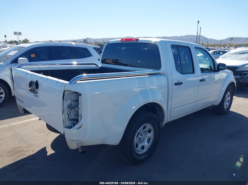 2014 Nissan Frontier Desert Runner/S/Sl/Sv