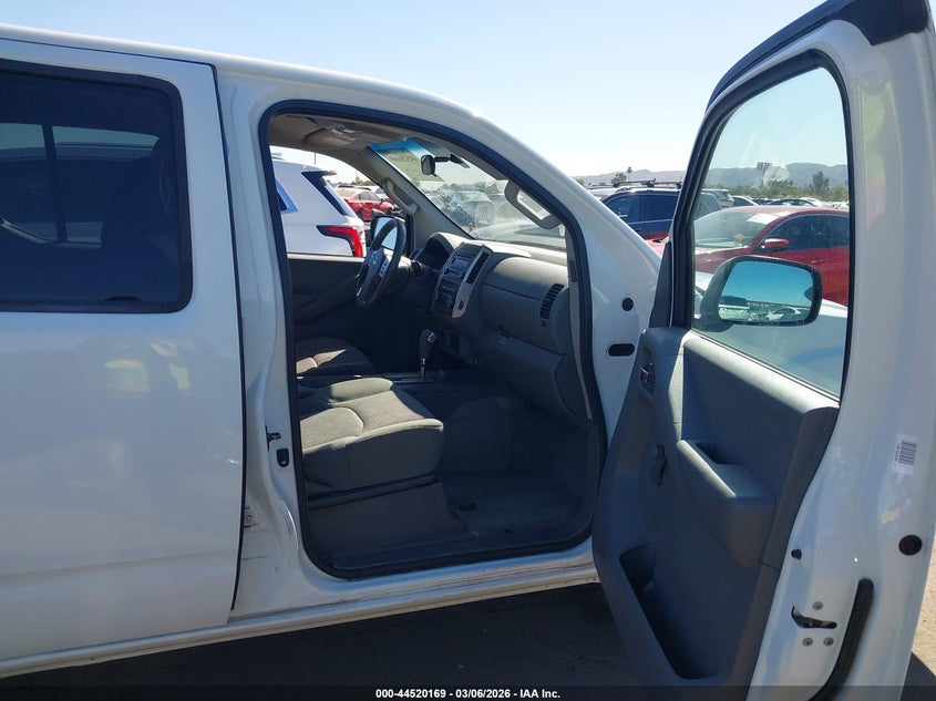 2014 Nissan Frontier Desert Runner/S/Sl/Sv