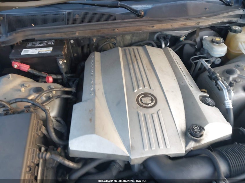 2004 Cadillac Srx V8 VIN: 1GYDE63A840120560 Lot: 44520176