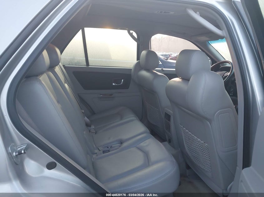 2004 Cadillac Srx V8 VIN: 1GYDE63A840120560 Lot: 44520176