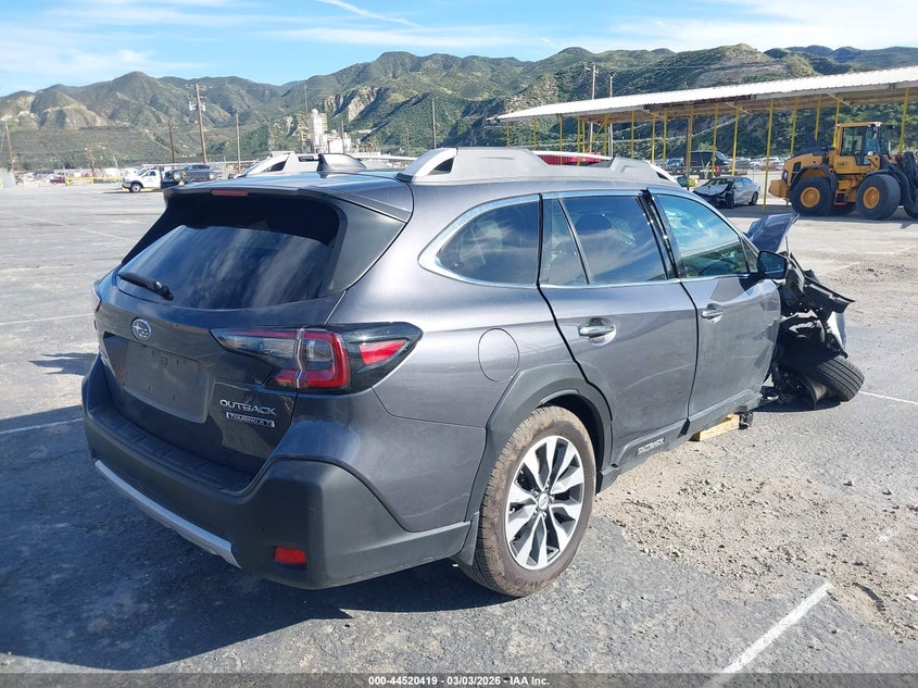 2025 Subaru Outback Touring Xt