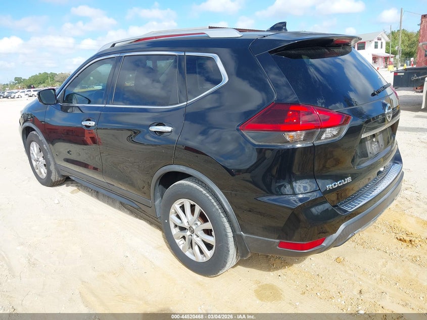 2018 Nissan Rogue Sv