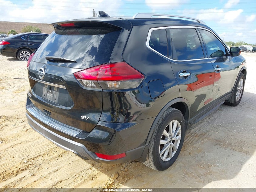 2018 Nissan Rogue Sv