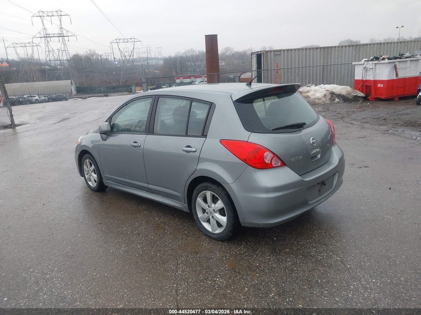 2012 Nissan Versa 1.8 Sl