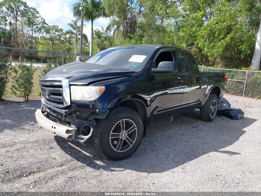 2013 Toyota Tundra Grade 4.6L V8