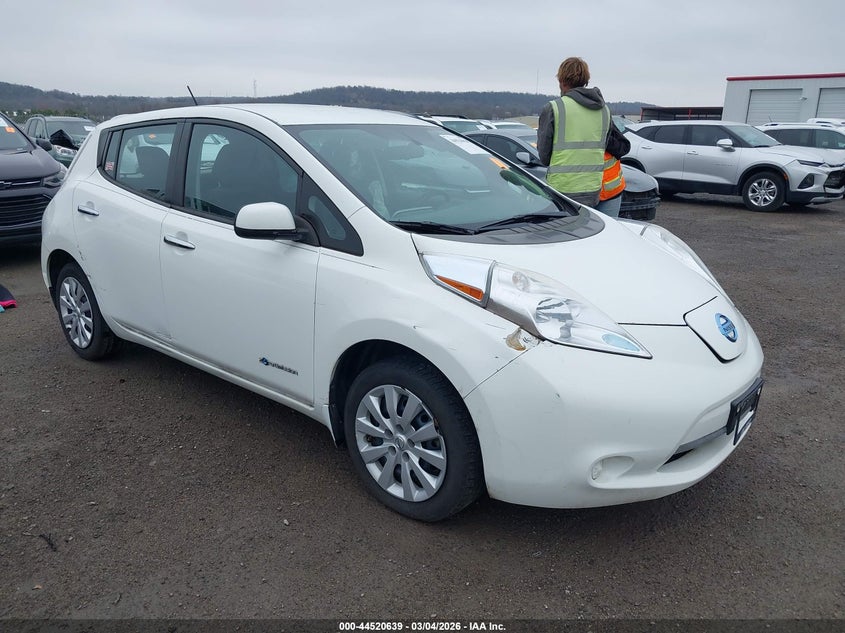 2015 Nissan Leaf S
