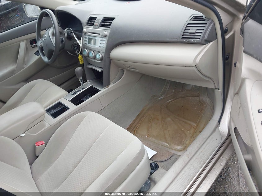 2009 Toyota Camry Le