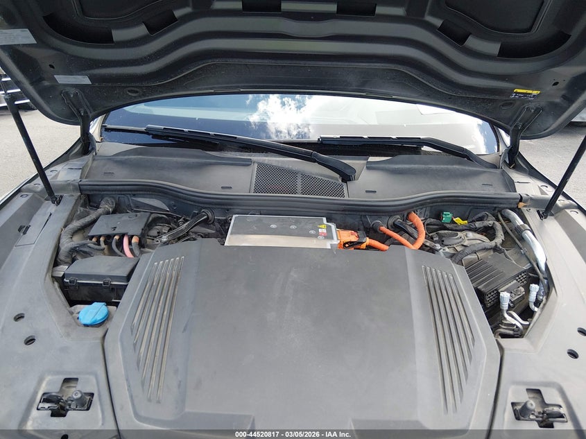 2019 Audi E-Tron Premium Plus VIN: WA1VAAGE3KB008377 Lot: 44520817