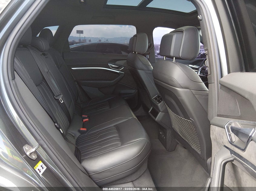 2019 Audi E-Tron Premium Plus VIN: WA1VAAGE3KB008377 Lot: 44520817