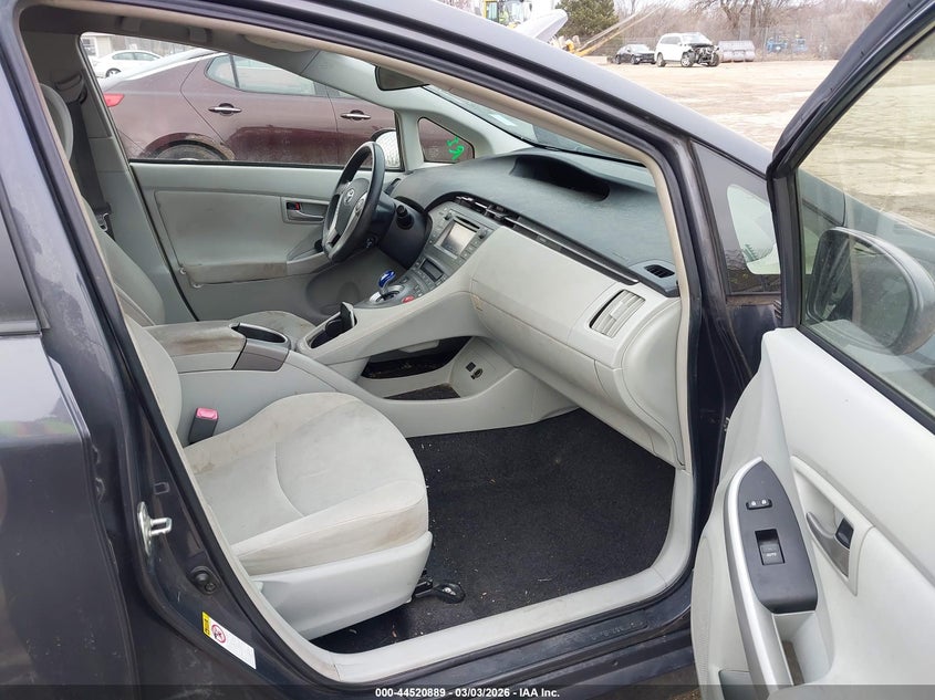 2013 Toyota Prius Two