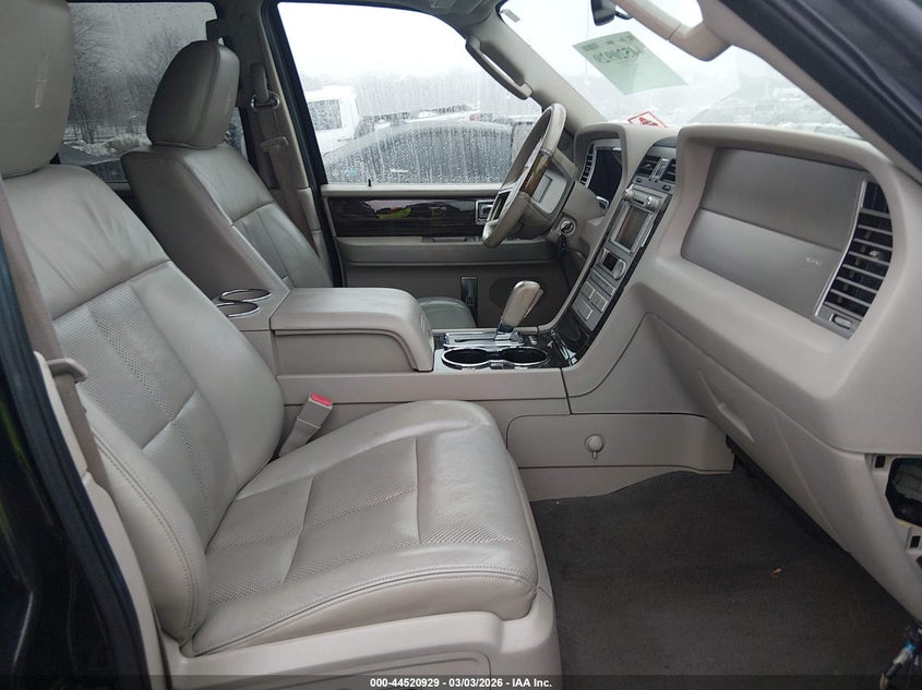 2010 Lincoln Navigator