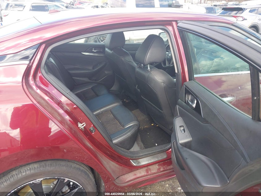 VIN 1N4AA6AP9HC406861 2017 NISSAN MAXIMA 3.5 SR