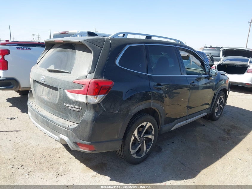 2022 Subaru Forester Touring