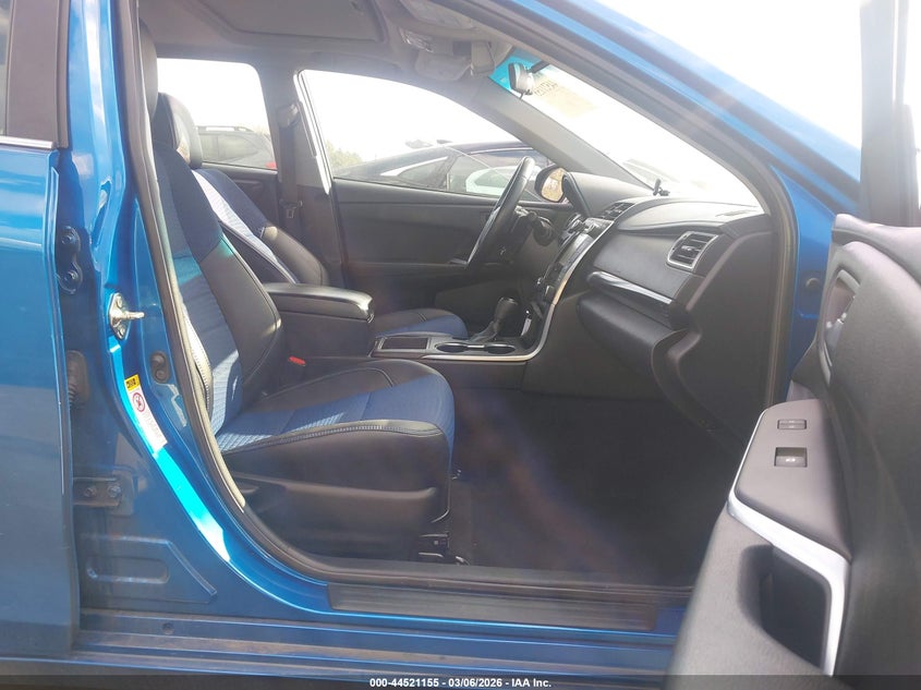 2016 Toyota Camry Se