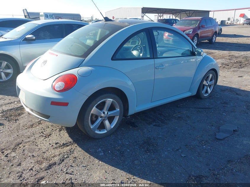 2010 Volkswagen New Beetle 2.5L Final Edition