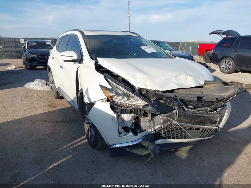 2019 NISSAN MURANO SV