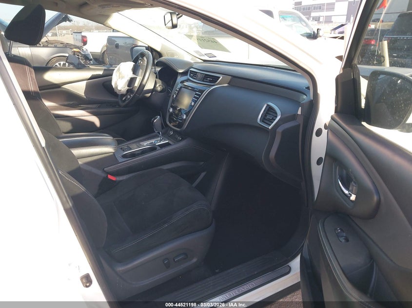 2019 NISSAN MURANO auction photo 5