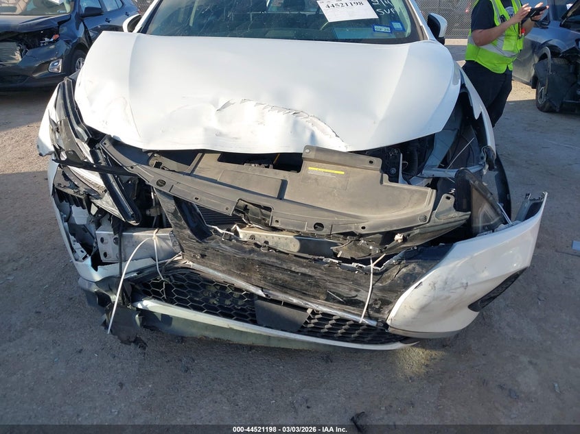 2019 NISSAN MURANO auction photo 6