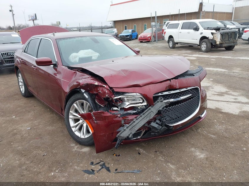 2016 Chrysler 300 Limited