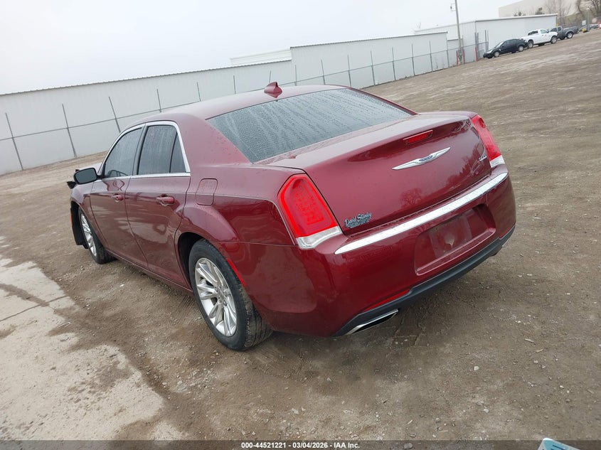 2016 Chrysler 300 Limited