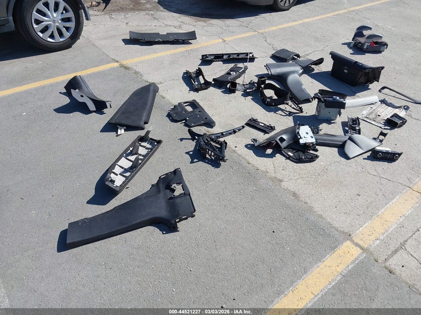 2016 Acura Ilx Premium A-Spec Packages/Technology Plus A-Spec Packages VIN: 19UDE2F8XGA003327 Lot: 44521227