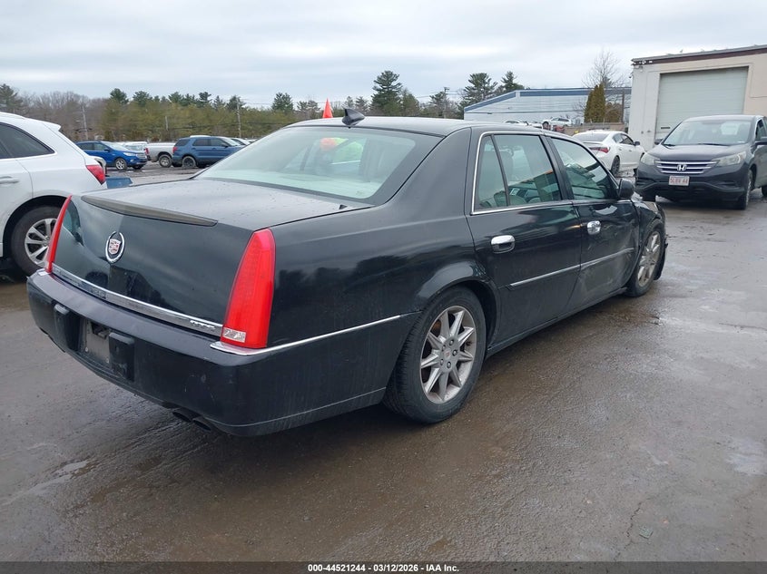 2010 Cadillac Dts Luxury Collection