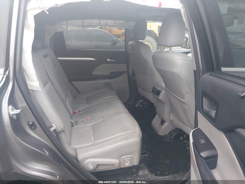 2016 Toyota Highlander Xle V6 VIN: 5TDJKRFH1GS233991 Lot: 44521257