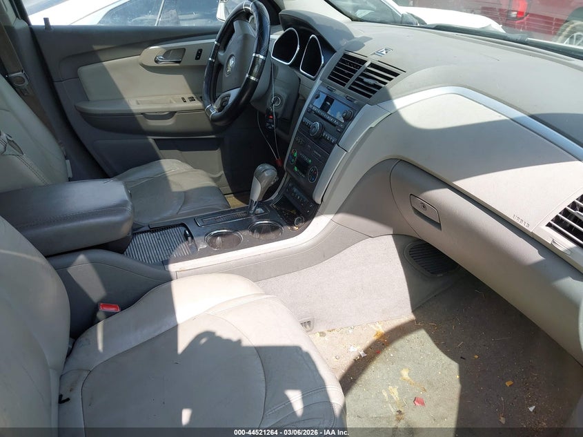 2011 Chevrolet Traverse 2Lt