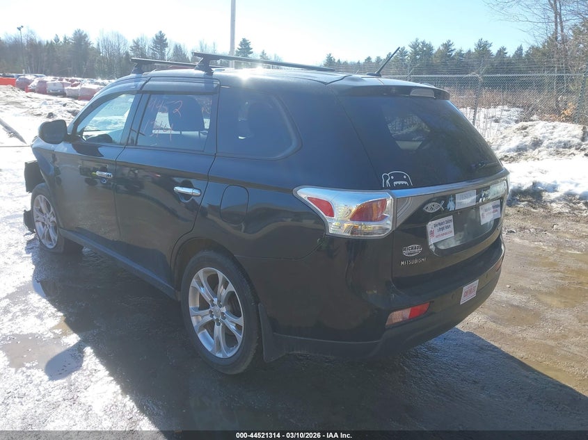 2014 Mitsubishi Outlander Se