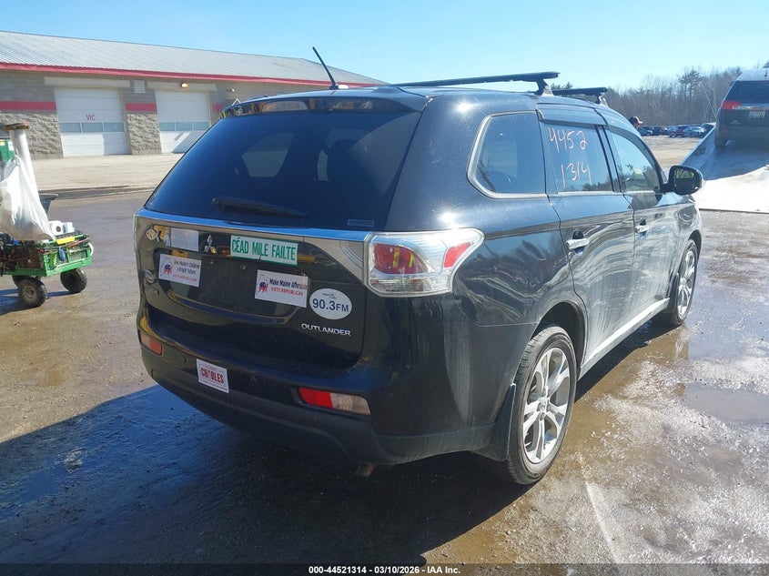 2014 Mitsubishi Outlander Se