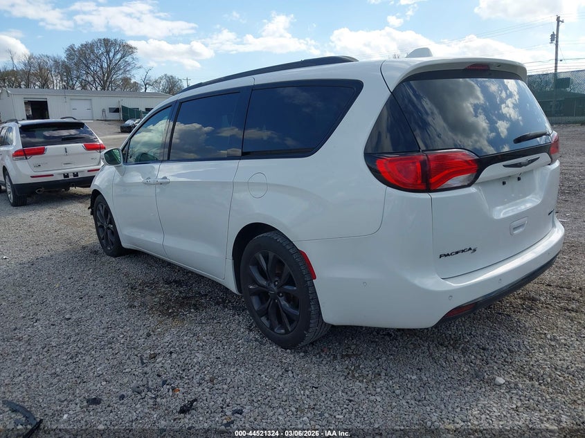 2019 Chrysler Pacifica Limited