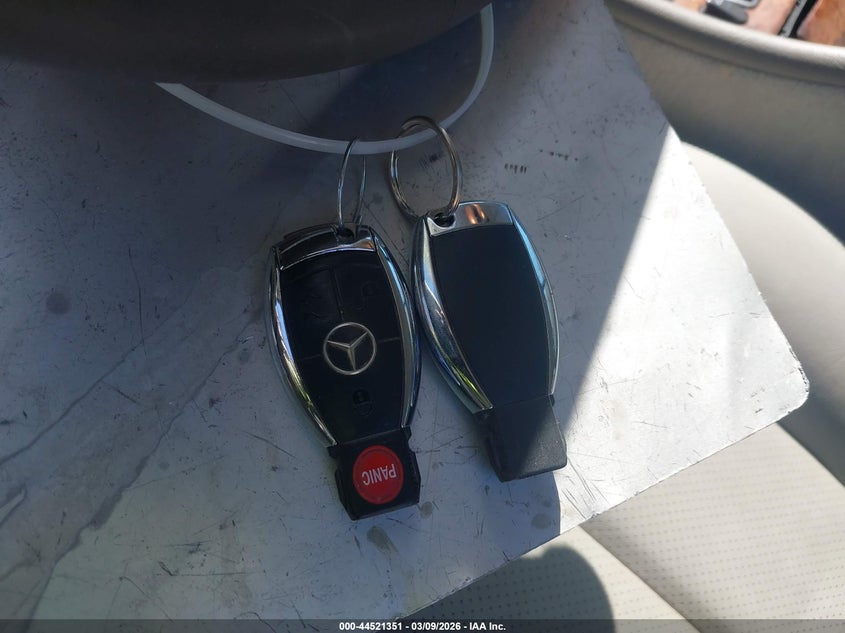 2003 Mercedes-Benz Clk 320 VIN: WDBLK65G63T143746 Lot: 44521351