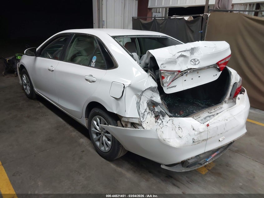 2015 Toyota Camry Le