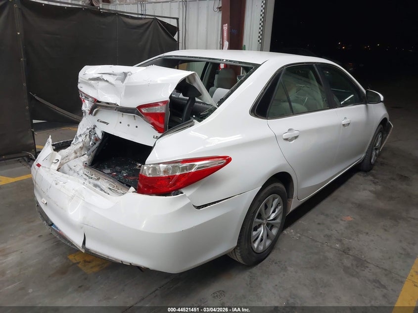 2015 Toyota Camry Le