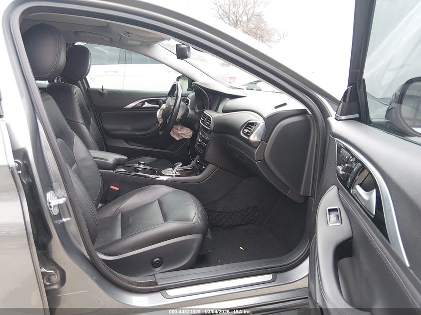 2017 Infiniti Qx30 Premium