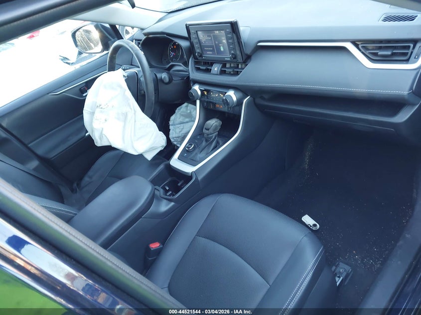 2022 Toyota Rav4 Hybrid Xle