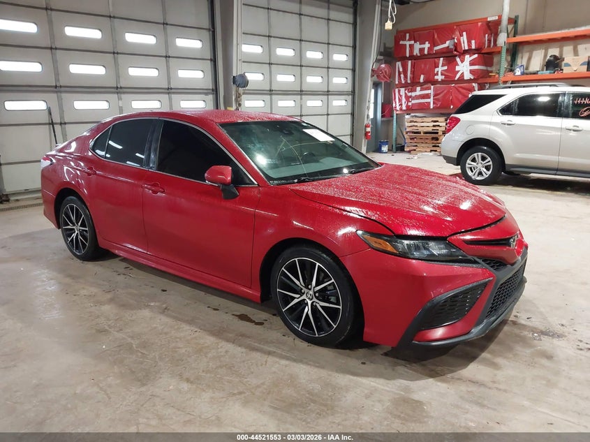 2022 Toyota Camry Se