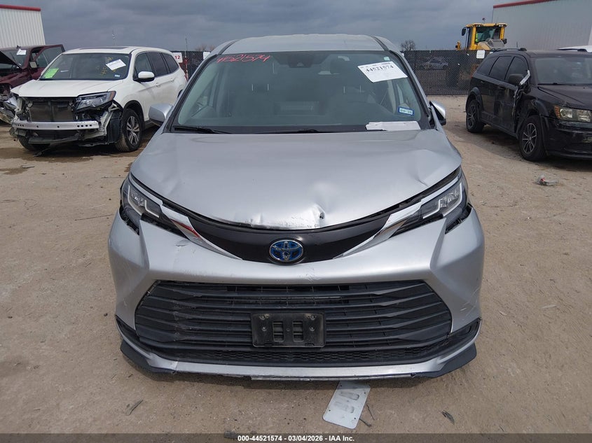 2022 Toyota Sienna Le VIN: 5TDKRKEC9NS104259 Lot: 44521574