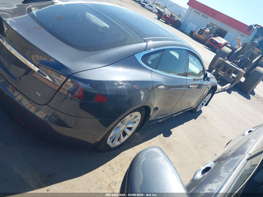 Vin: 5yjsa1e22jf275460, lot: 45018406, tesla model s 100d/75d/p100d 20184