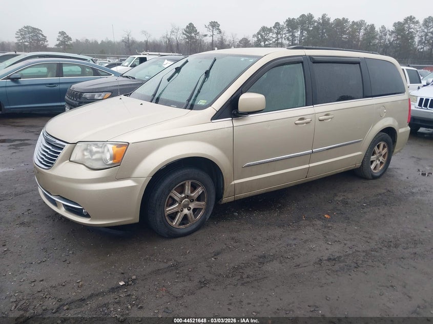 2011 Chrysler Town & Country Touring