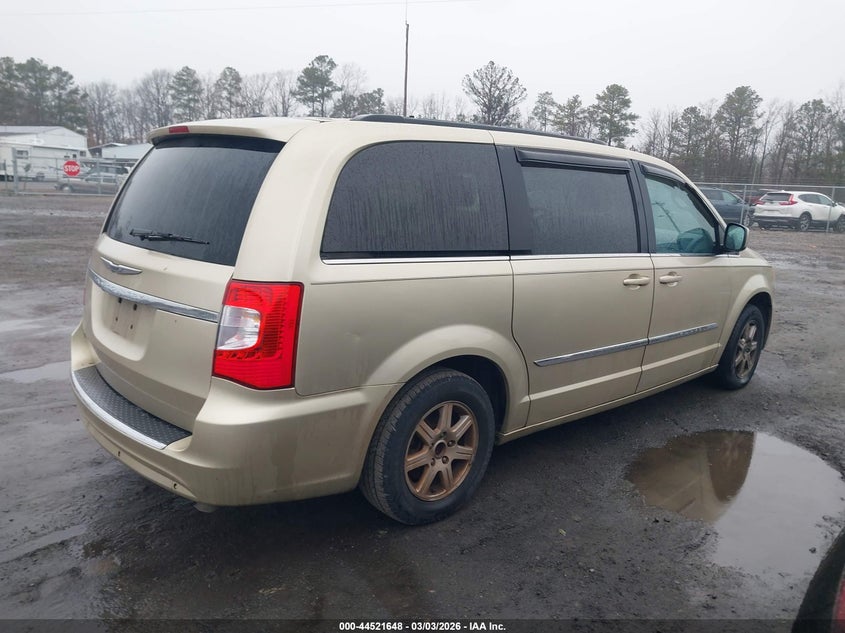 2011 Chrysler Town & Country Touring