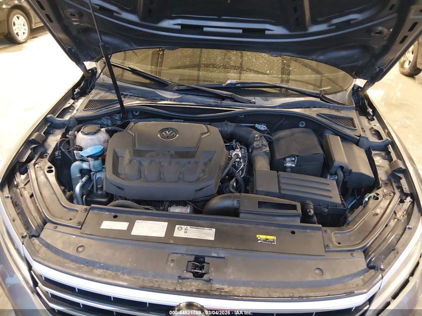 2018 Volkswagen Passat 2.0T Se VIN: 1VWBA7A3XJC008417 Lot: 44521789