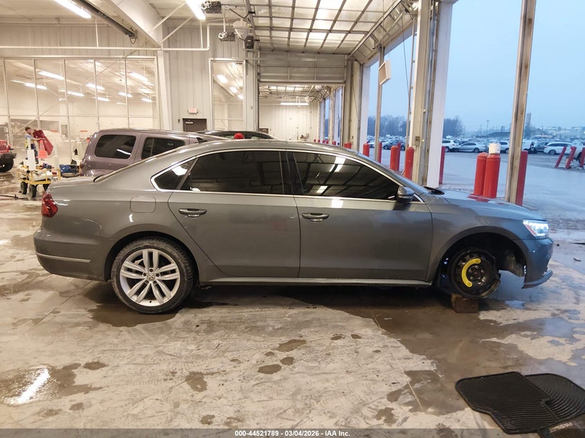 2018 Volkswagen Passat 2.0T Se VIN: 1VWBA7A3XJC008417 Lot: 44521789