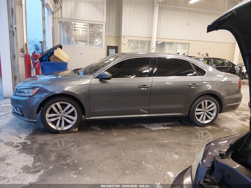 2018 Volkswagen Passat 2.0T Se VIN: 1VWBA7A3XJC008417 Lot: 44521789