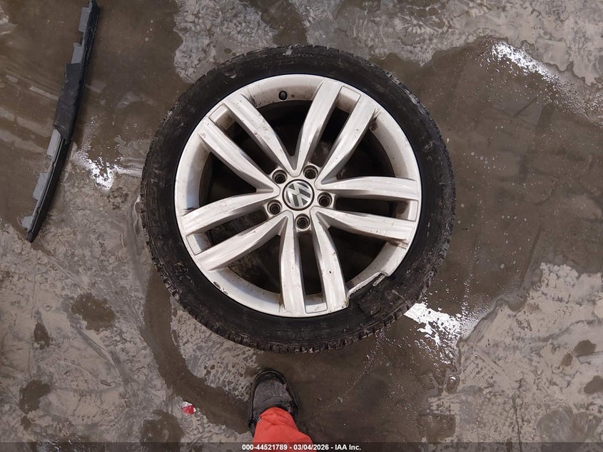 2018 Volkswagen Passat 2.0T Se VIN: 1VWBA7A3XJC008417 Lot: 44521789