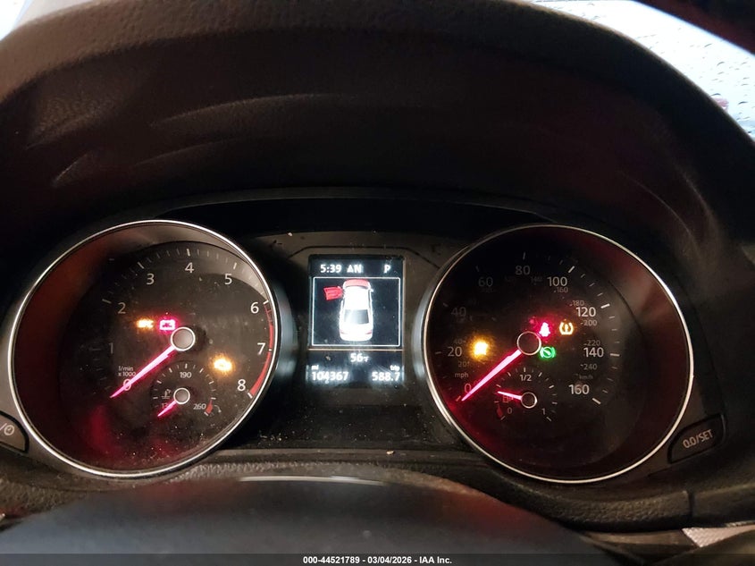 2018 Volkswagen Passat 2.0T Se VIN: 1VWBA7A3XJC008417 Lot: 44521789