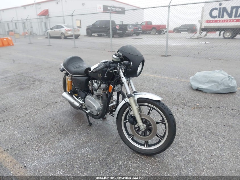 YAMAHA XS650 1981. Lot# 44521805. VIN JYA4M4007BA010370. Photo 1