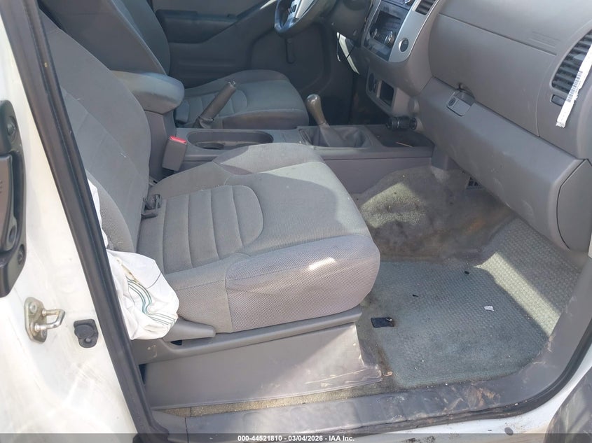 2016 Nissan Frontier S