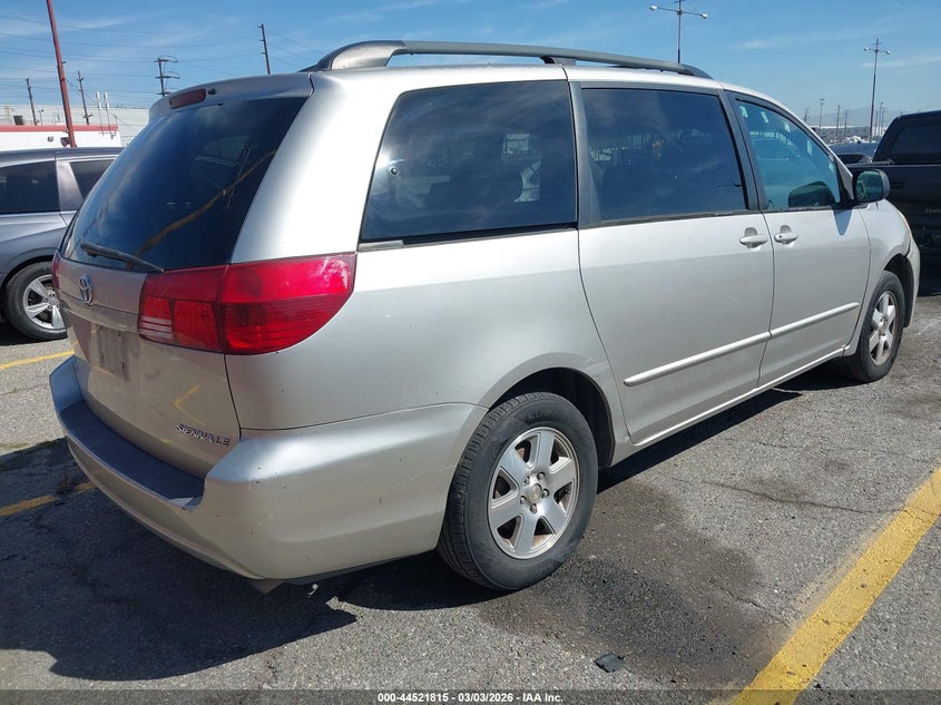 2004 Toyota Sienna Le